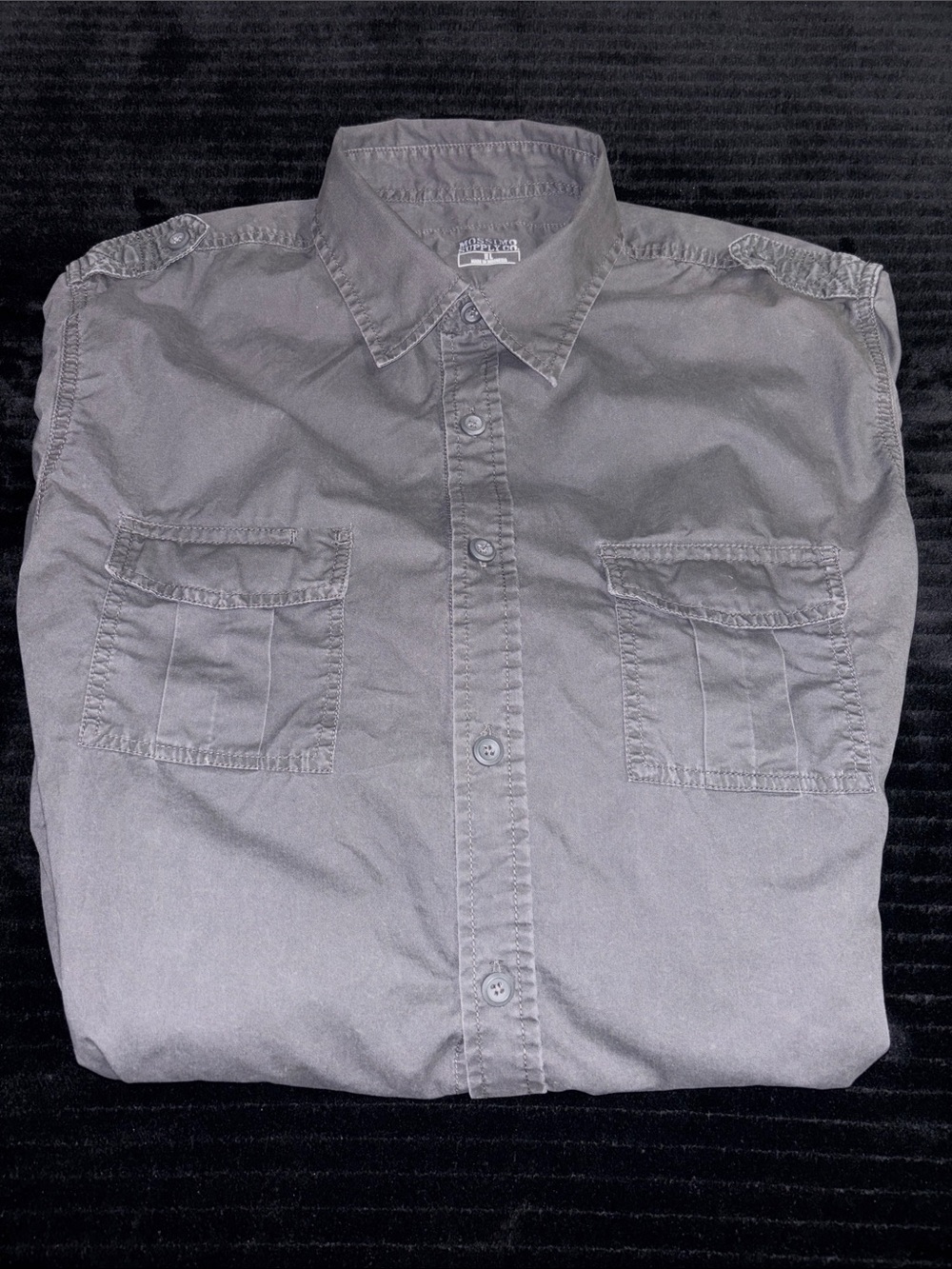 Mossimo Supply Co. Gray Casual Button-Down Shirt